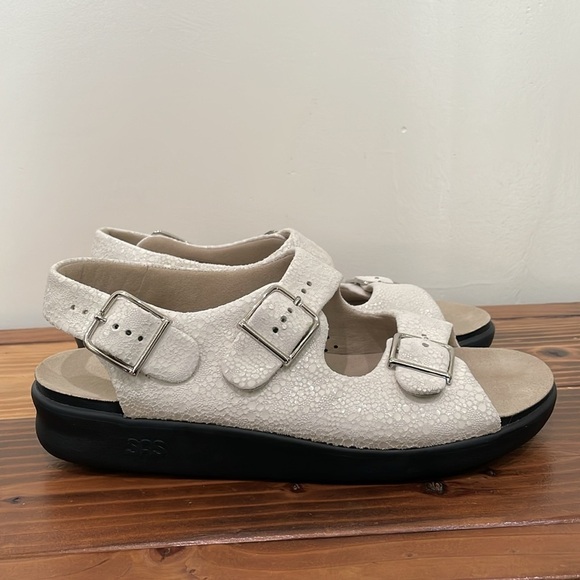 SAS Tripad Women's Size 10M Comfort Relaxed Brown Leather Sandals Strap Buckles - Picture 8 of 16